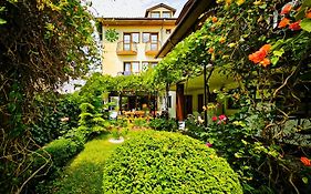 Villa Haris